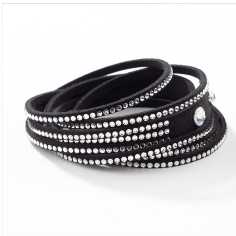 NWOT Wrap Crystal Bracelet